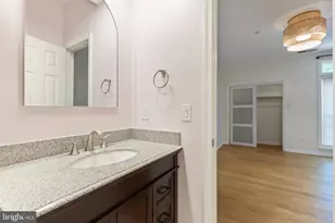 6825 Brindle Heath Way, Alexandria, VA 22315 - Photo 9