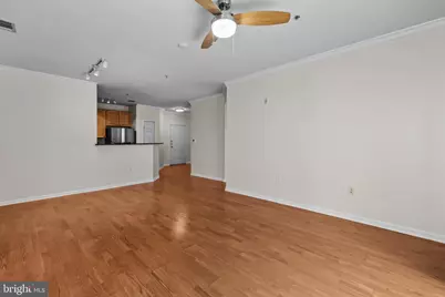 9486 Virginia Center Boulevard #218, Vienna, VA 22181 - Photo 11