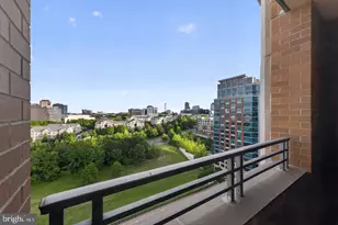 8220 Crestwood Heights Dr, McLean, VA 22102 - Photo 3