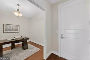 8220 Crestwood Heights Dr, McLean, VA 22102 - Photo 9