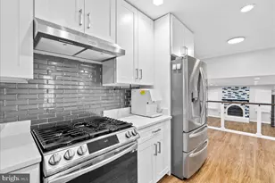 9303 Macswain Pl, Springfield, VA 22153 - Photo 9