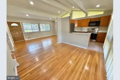 7700 Glenister Drive, Springfield, VA 22152 - Photo 5