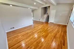 7700 Glenister Dr, Springfield, VA 22152 - Photo 3