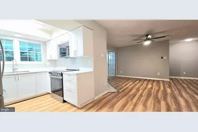 12103 Green Ledge Court #201, Fairfax, VA 22033 - Photo 15