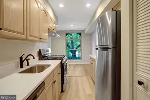 3310 Woodburn Village Dr, Annandale, VA 22003 - Photo 13