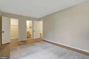 3310 Woodburn Village Dr, Annandale, VA 22003 - Photo 25