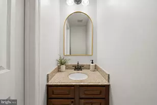 6029 Bingley Rd, Alexandria, VA 22315 - Photo 17