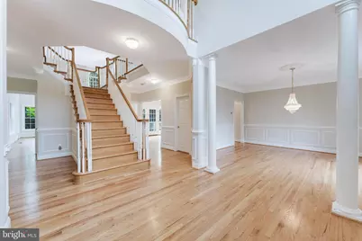 9395 Wolf Trap Creek Court, Great Falls, VA 22066 - Photo 7
