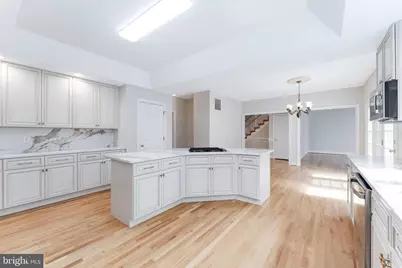 9395 Wolf Trap Creek Court, Great Falls, VA 22066 - Photo 31