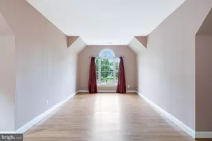 9395 Wolf Trap Creek Ct, Great Falls, VA 22066 - Photo 83