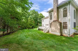 9395 Wolf Trap Creek Ct, Great Falls, VA 22066 - Photo 73