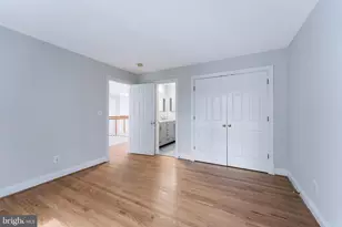 9395 Wolf Trap Creek Ct, Great Falls, VA 22066 - Photo 53