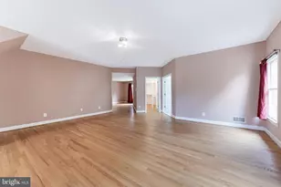 9395 Wolf Trap Creek Ct, Great Falls, VA 22066 - Photo 39