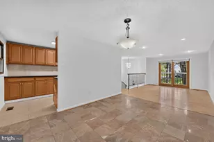 2270 Cocquina Dr, Reston, VA 20191 - Photo 9