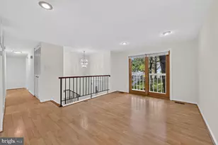 2270 Cocquina Dr, Reston, VA 20191 - Photo 3