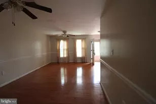 5706 Heritage Crossing Ct, Centreville, VA 20120 - Photo 3