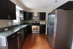 5706 Heritage Crossing Ct, Centreville, VA 20120 - Photo 3