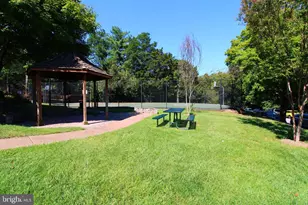 5706 Heritage Crossing Ct, Centreville, VA 20120 - Photo 17