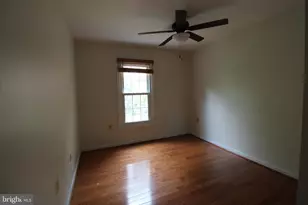 5706 Heritage Crossing Ct, Centreville, VA 20120 - Photo 7
