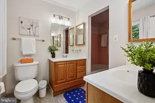 11151 Conestoga Ct, Oakton, VA 22124 - Photo 27
