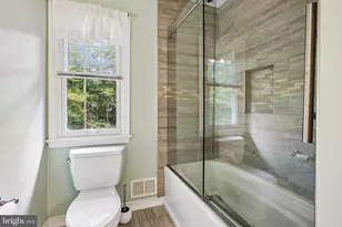 11151 Conestoga Ct, Oakton, VA 22124 - Photo 35