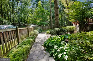 11151 Conestoga Ct, Oakton, VA 22124 - Photo 49