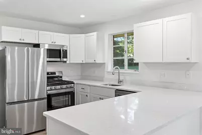 8009 Gosport Lane, Springfield, VA 22151 - Photo 5