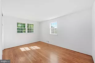 8009 Gosport Ln, Springfield, VA 22151 - Photo 11