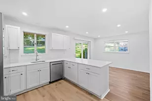 8009 Gosport Ln, Springfield, VA 22151 - Photo 7
