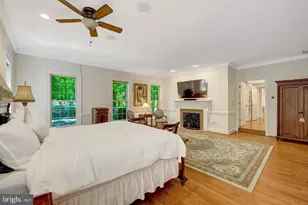 105 Interpromontory Rd, Great Falls, VA 22066 - Photo 21