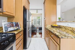 11626A Cavalier Landing Ct, Fairfax, VA 22030 - Photo 17