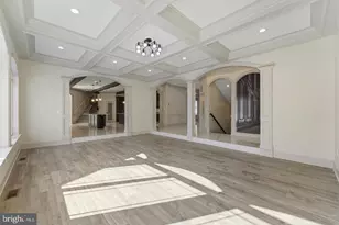 7301 Calvert St, Annandale, VA 22003 - Photo 27