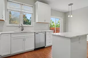 6239 Frosty Winter Ct, Centreville, VA 20120 - Photo 17