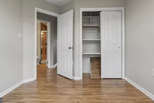 6239 Frosty Winter Ct, Centreville, VA 20120 - Photo 13