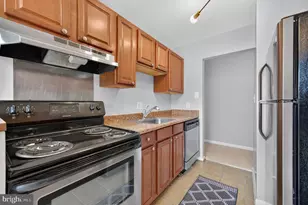 6437 Richmond Hwy, Alexandria, VA 22306 - Photo 11