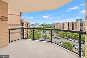 8380 Greensboro Dr, McLean, VA 22102 - Photo 3