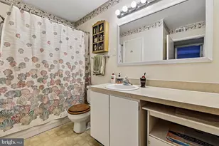 5765 Rexford Ct, Springfield, VA 22152 - Photo 15