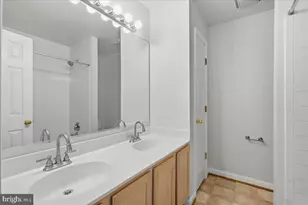 14523 Sully Lake Ct, Centreville, VA 20120 - Photo 25