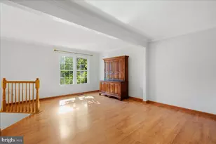 14523 Sully Lake Ct, Centreville, VA 20120 - Photo 9
