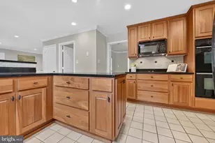 1585 Regatta Ln, Reston, VA 20194 - Photo 13