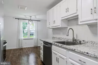 7807 Freehollow Drive, Falls Church, VA 22042 - Photo 13