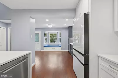 9629 Pierrpont Street, Burke, VA 22015 - Photo 13