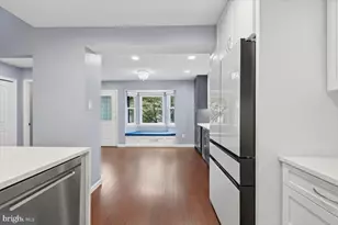 9629 Pierrpont St, Burke, VA 22015 - Photo 13