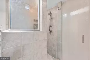 2924 Oakbury Ct, Oakton, VA 22124 - Photo 15