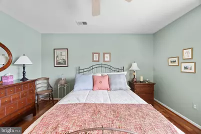 2924 Oakbury Court, Oakton, VA 22124 - Photo 17