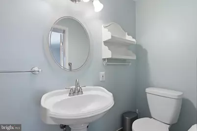 7205 Wayne, Annandale, VA 22003 - Photo 13
