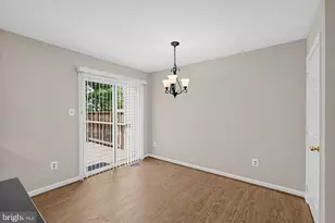 8893 Eagle Rock Ln, Springfield, VA 22153 - Photo 7