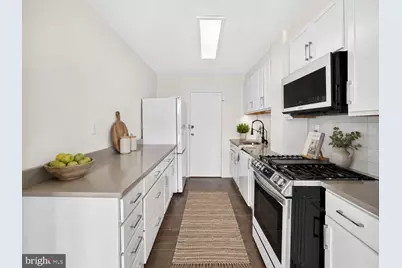 6641 E Wakefield Drive #809, Alexandria, VA 22307 - Photo 3
