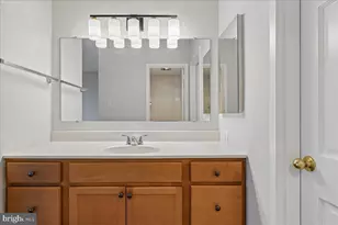 3701 S George Mason Dr, Falls Church, VA 22041 - Photo 19
