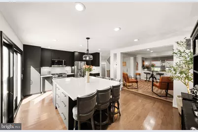 12091 Edgemere Circle, Reston, VA 20190 - Photo 9
